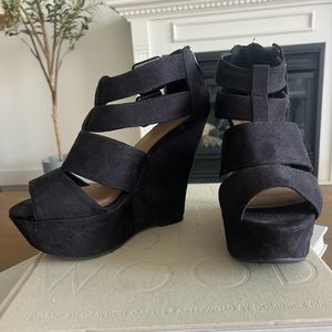 Strappy Felt Wedges - Size 7
